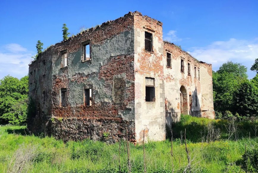 Ruiny zamku Janowiec (Bobrzany), Poland